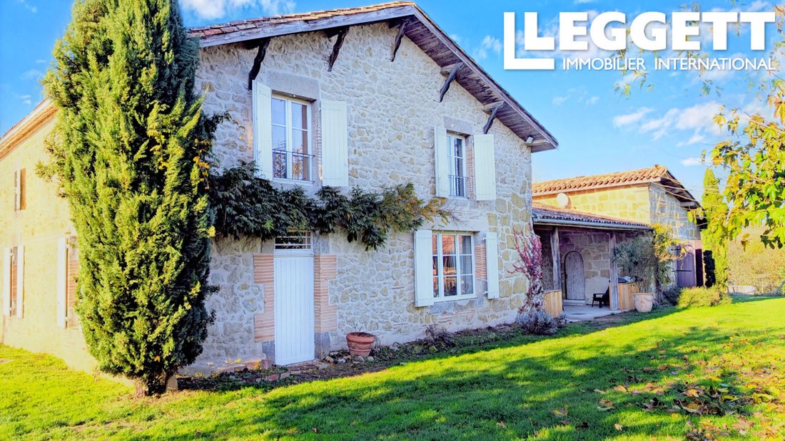 House in Fauillet, Nouvelle-Aquitaine, France 1 - 16735948