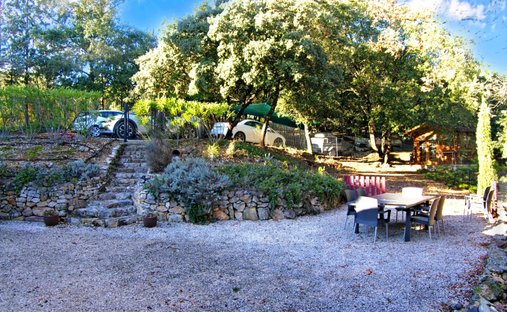 Chateau In Provence With Guest House And 13 Ha Land
