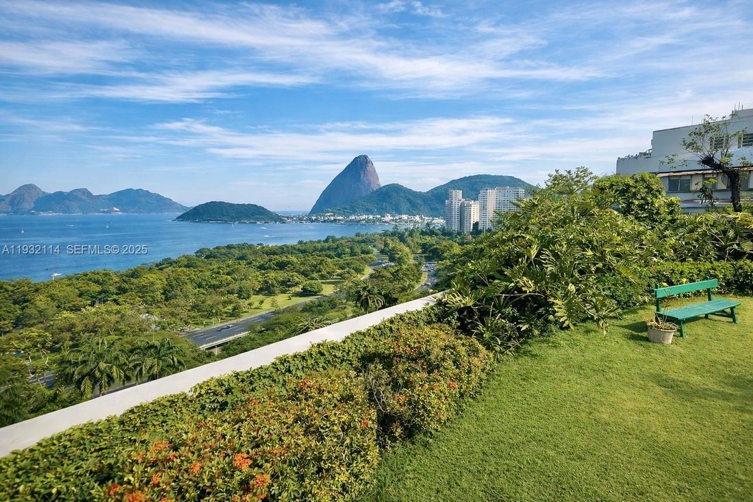 Condo in Rio de Janeiro, State of Rio de Janeiro, Brazil 1 - 16837101