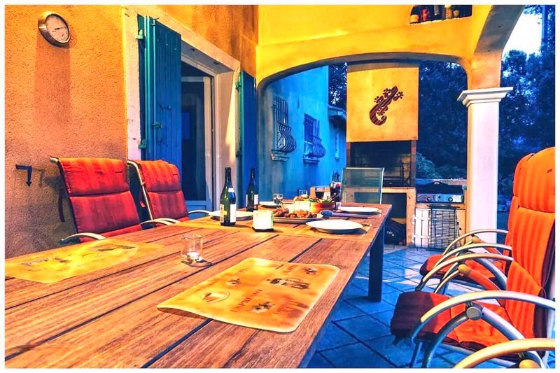 Villa in Garéoult, Provence-Alpes-Côte d'Azur, France 2 - 14428556