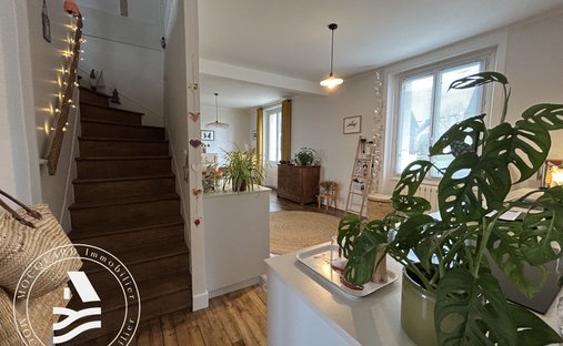 Castle for Sale in Auray, Brittany, France