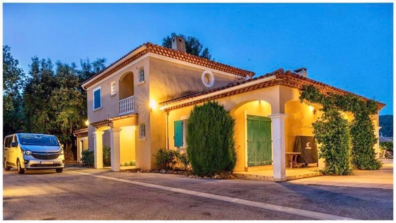 Villa in Garéoult, Provence-Alpes-Côte d'Azur, France 4 - 14428556