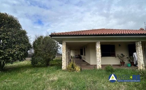 Castle for Sale in Viterbo, Lazio, Italy