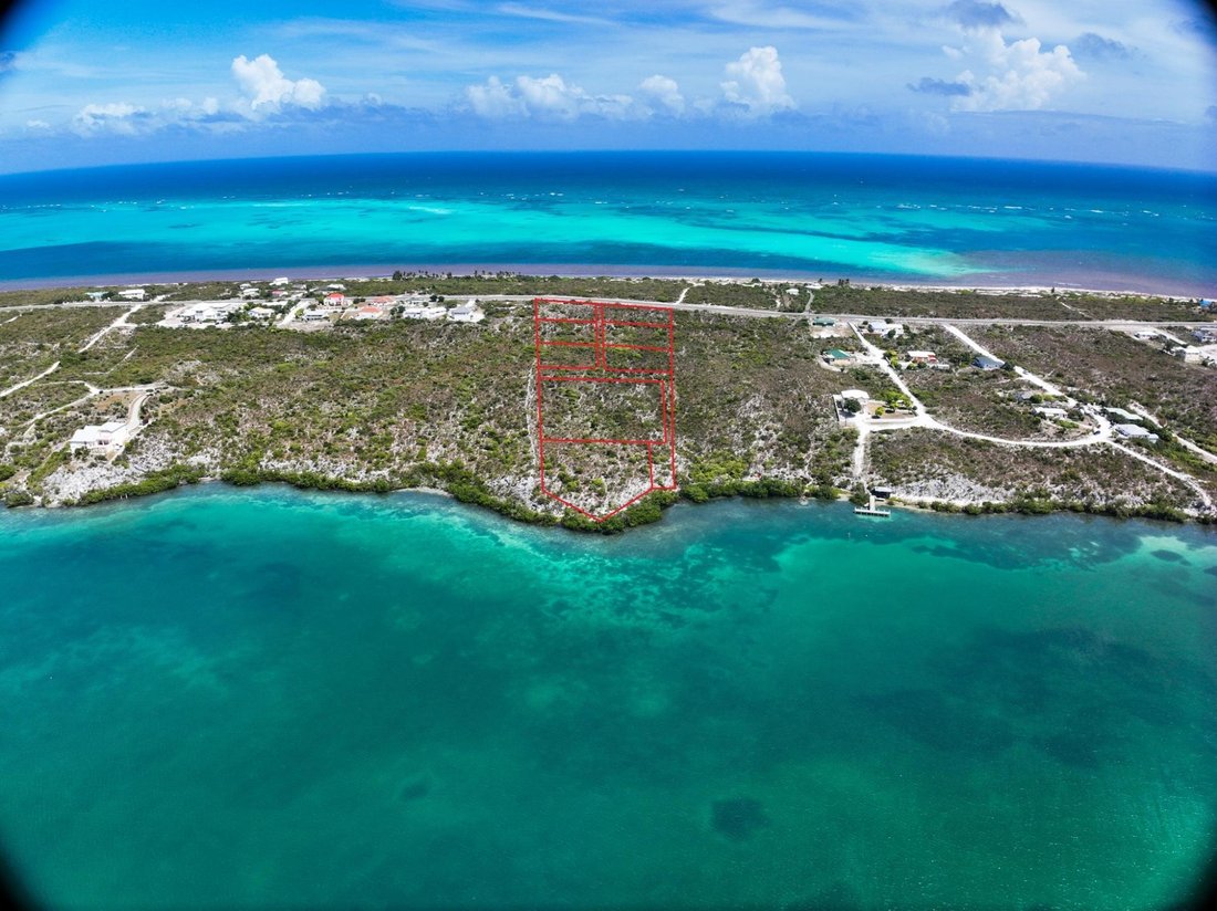 Land in Cockburn Town, Turks Islands, Turks and Caicos Islands 4 - 16833442
