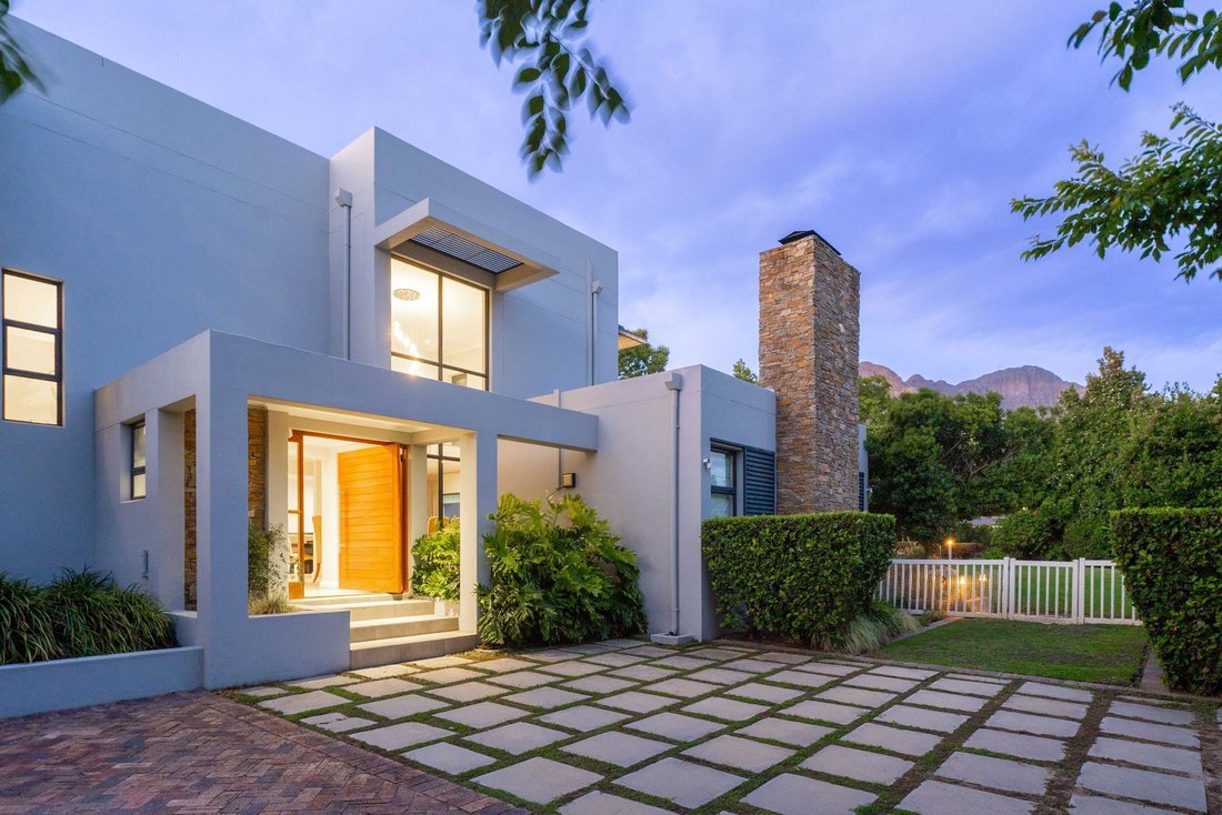 House in Cape Town, Western Cape, South Africa 2 - 16832590