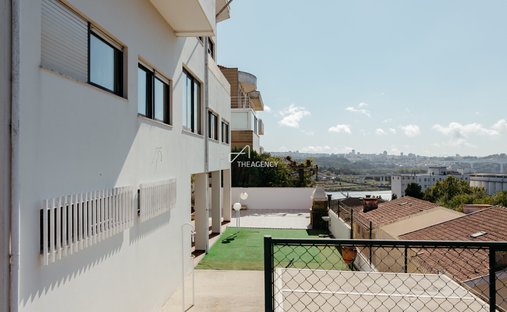 Villa in Valbom, Distrikt Porto, Portugal 1