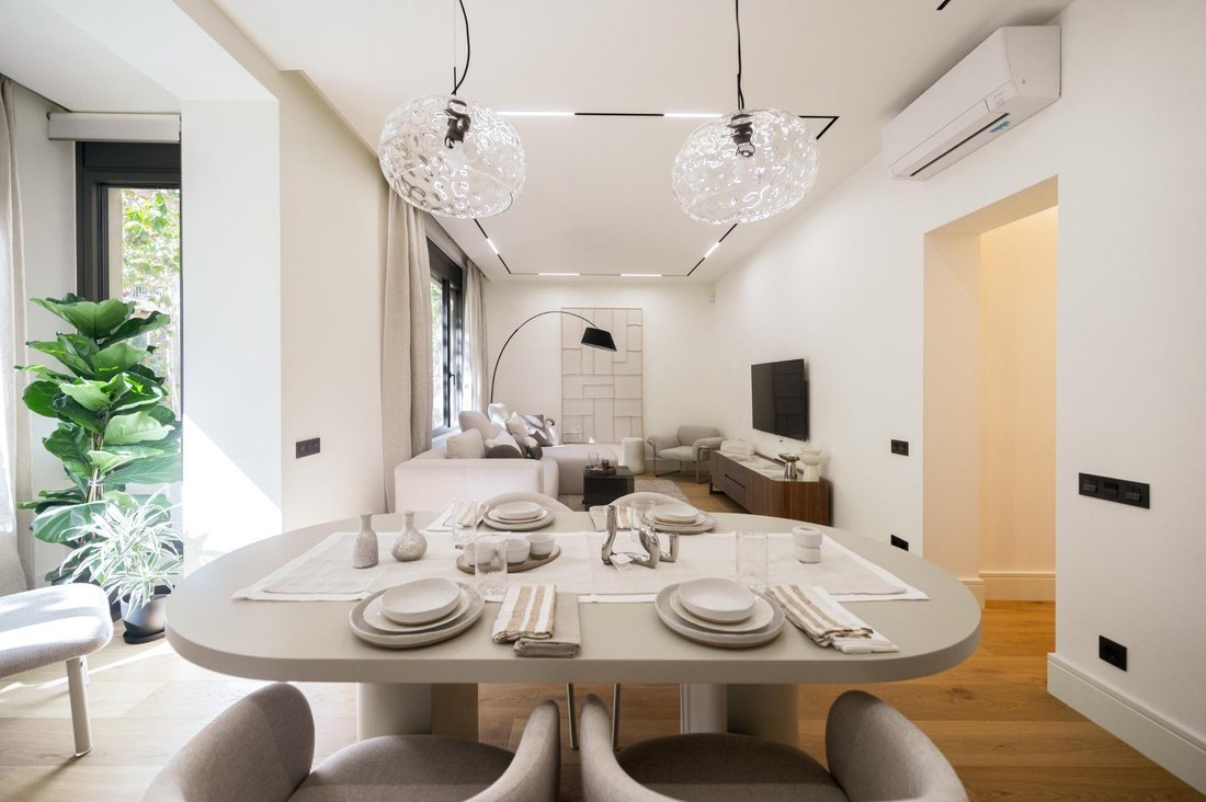 Apartment in Eixample, Barcelona, Spain 5 - 16834803