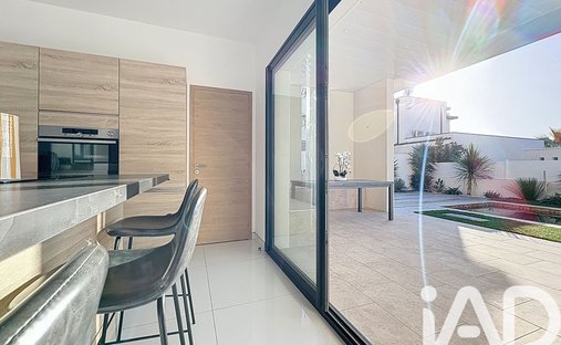 Castle for Sale in Béziers, Occitanie, France