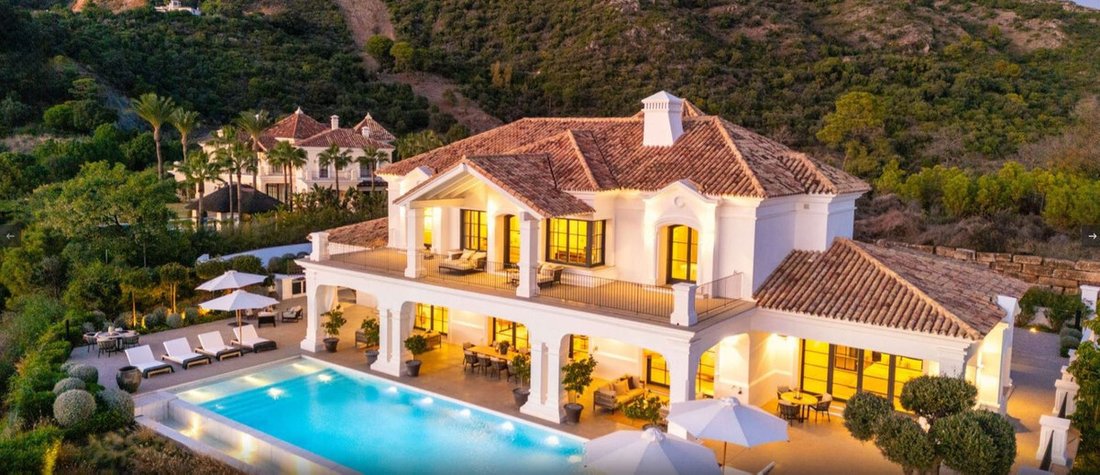 Villa in Benahavis, Andalusia, Spain 1 - 16840004