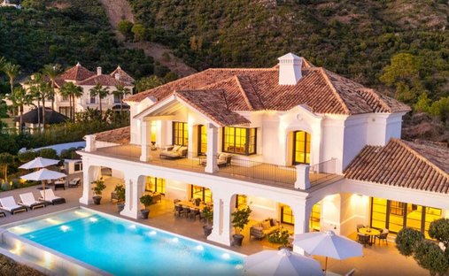 Villa in Benahavis, Andalusia, Spain 1