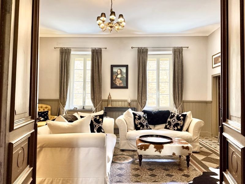 Townhouse in Olonzac, Occitania, France 4 - 15716282
