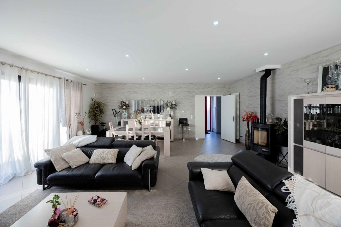 House in Montevrain, Ile-de-France, France 3 - 16820990