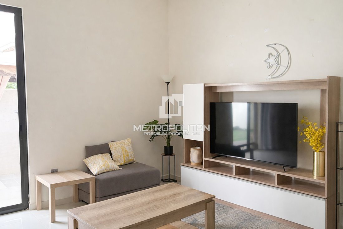 Townhouse in Damac Hills 2, Dubai, United Arab Emirates 5 - 16832127