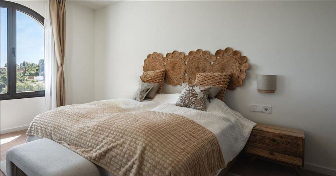 Villa in El Madroñal, Benahavis, Spain 3 - 16839997