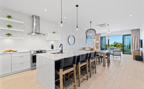 Condo in Long Bay Hills, Caicos Islands, Turks and Caicos Islands 1