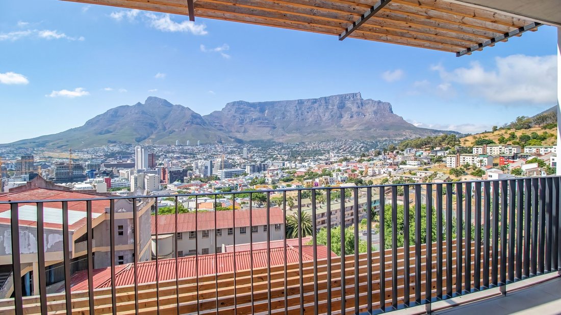 Apartment in City Centre, Cape Town, South Africa 1 - 16832113