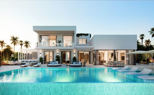 Villa in Estepona, Andalusia, Spain 1