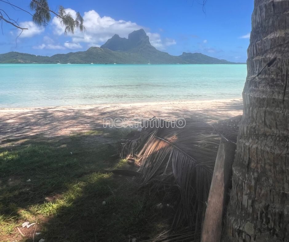 Land in Bora Bora, Leeward Islands, French Polynesia 1 - 16834316
