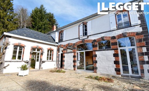 Castle for Sale in Ussel, Nouvelle-Aquitaine, France - 4