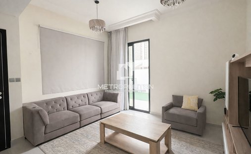 Townhouse in Damac Hills 2, Dubai, United Arab Emirates 1