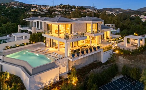 Villa in La Quinta, Benahavis, Andalusia 1