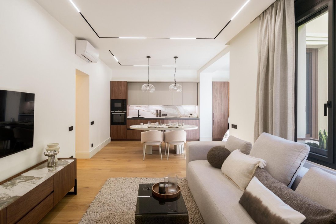 Apartment in Eixample, Barcelona, Spain 1 - 16834803