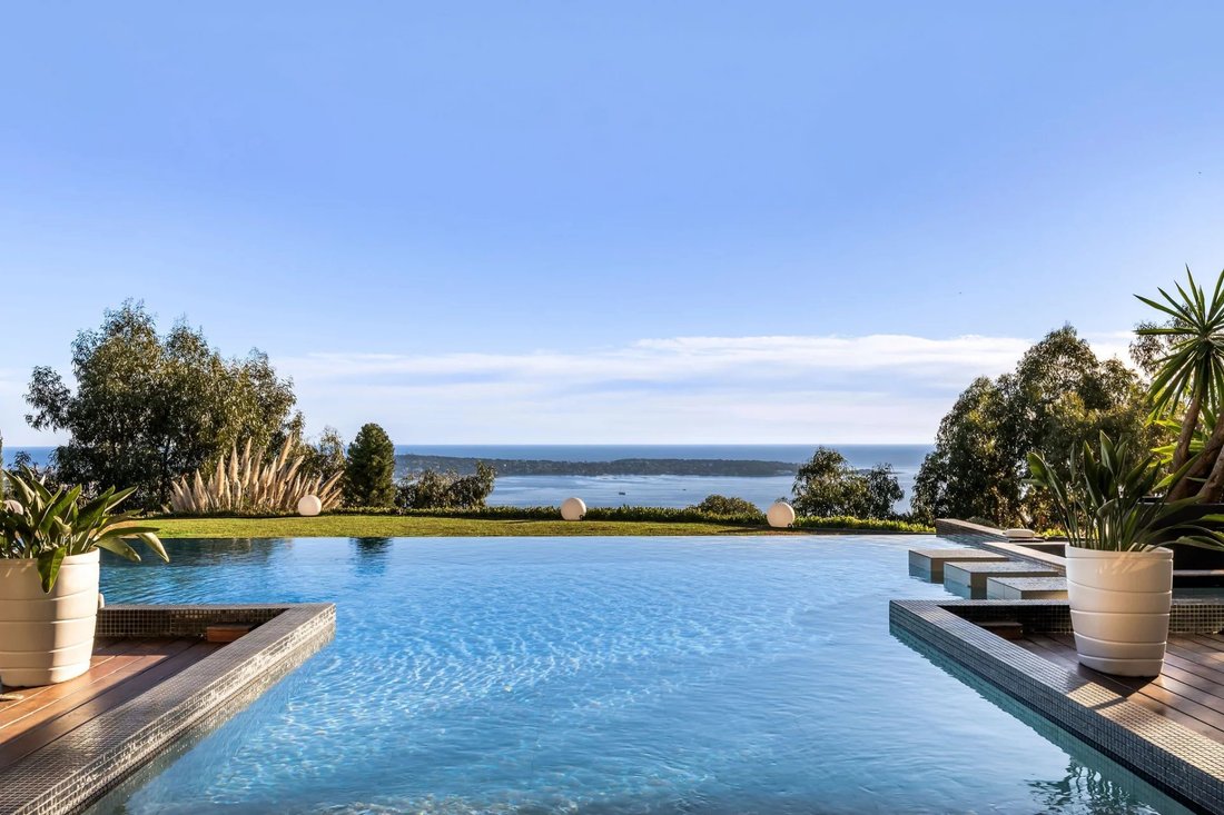 Villa in La Maure-Super Cannes, Vallauris, France 5 - 16832962