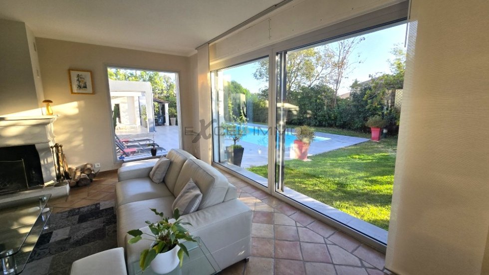 Villa in Centre Ville, Carqueiranne, France 4 - 16831313