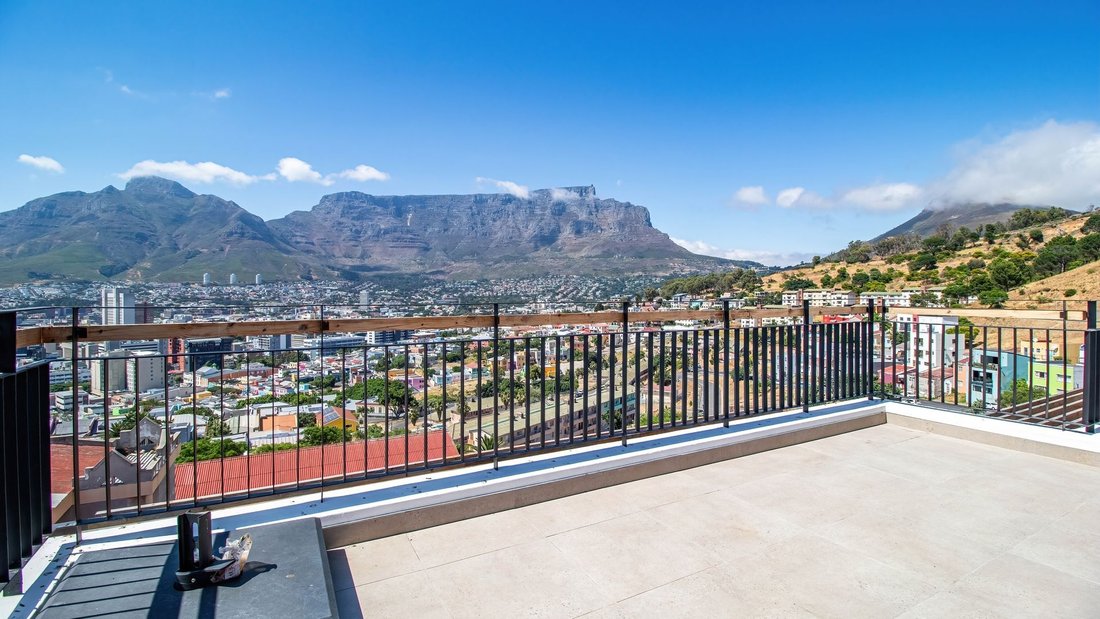 Apartment in City Centre, Cape Town, South Africa 2 - 16832113