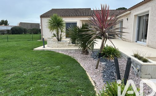 Castle for Sale in Anglès, Occitanie, France