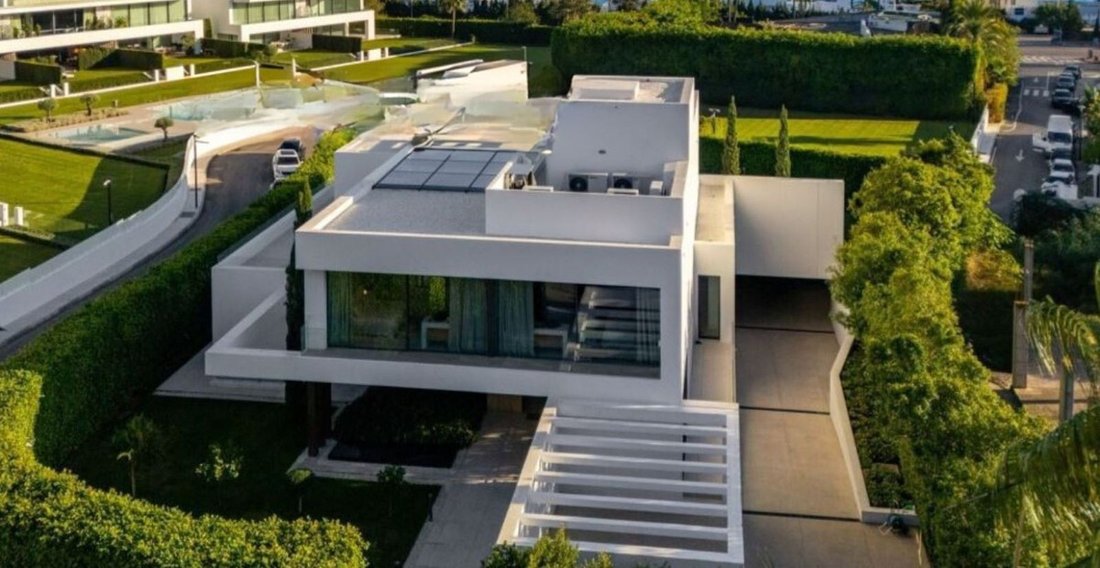 Villa in Golden Mile, Andalusia, Spain 2 - 16840007