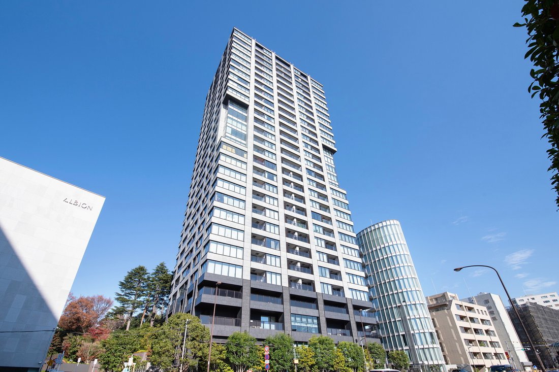 Condo in Minato City, Tokyo, Japan 1 - 16840226