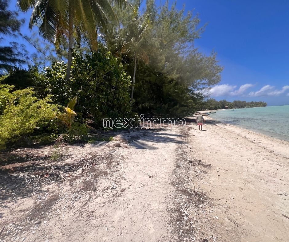 Land in Bora Bora, Leeward Islands, French Polynesia 4 - 16834316