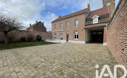 Haus in Fechain, Nordfrankreich, Frankreich 1