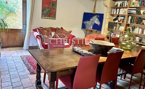 Castle for Sale in Sarlat-la-Canéda, Nouvelle-Aquitaine, France