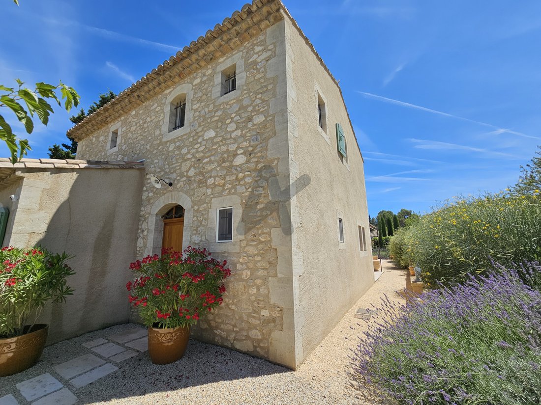 House in Eygalières, Provence-Alpes-Côte d'Azur, France 4 - 16831337