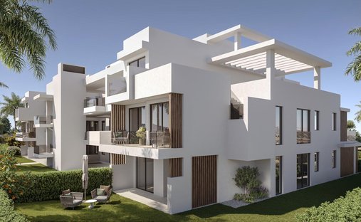 Apartment in Estepona, Andalusia, Spain 1