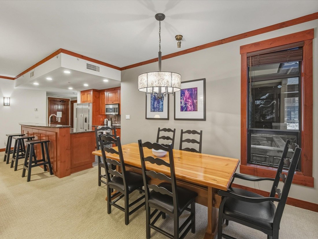 Condo in Whistler, British Columbia, Canada 4 - 16837755