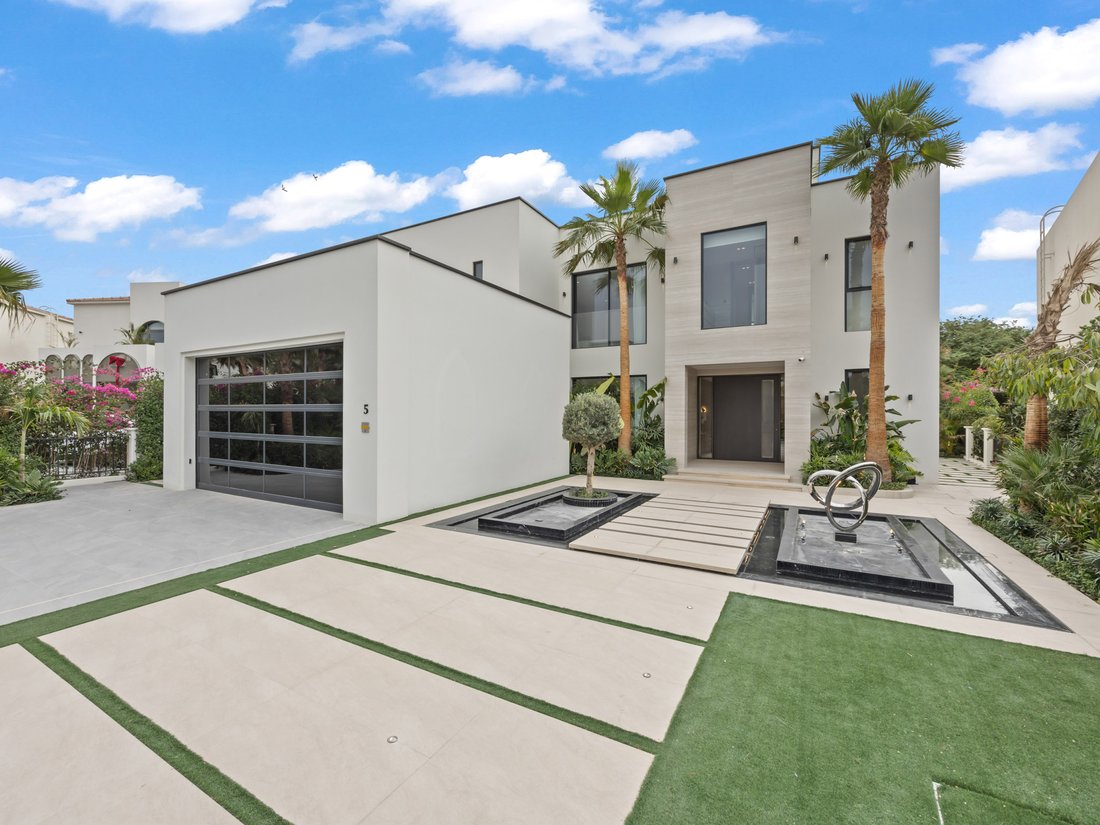 Villa in Jumeirah Islands / Juzur Jumeirah, Dubai, United Arab Emirates 4 - 16840681