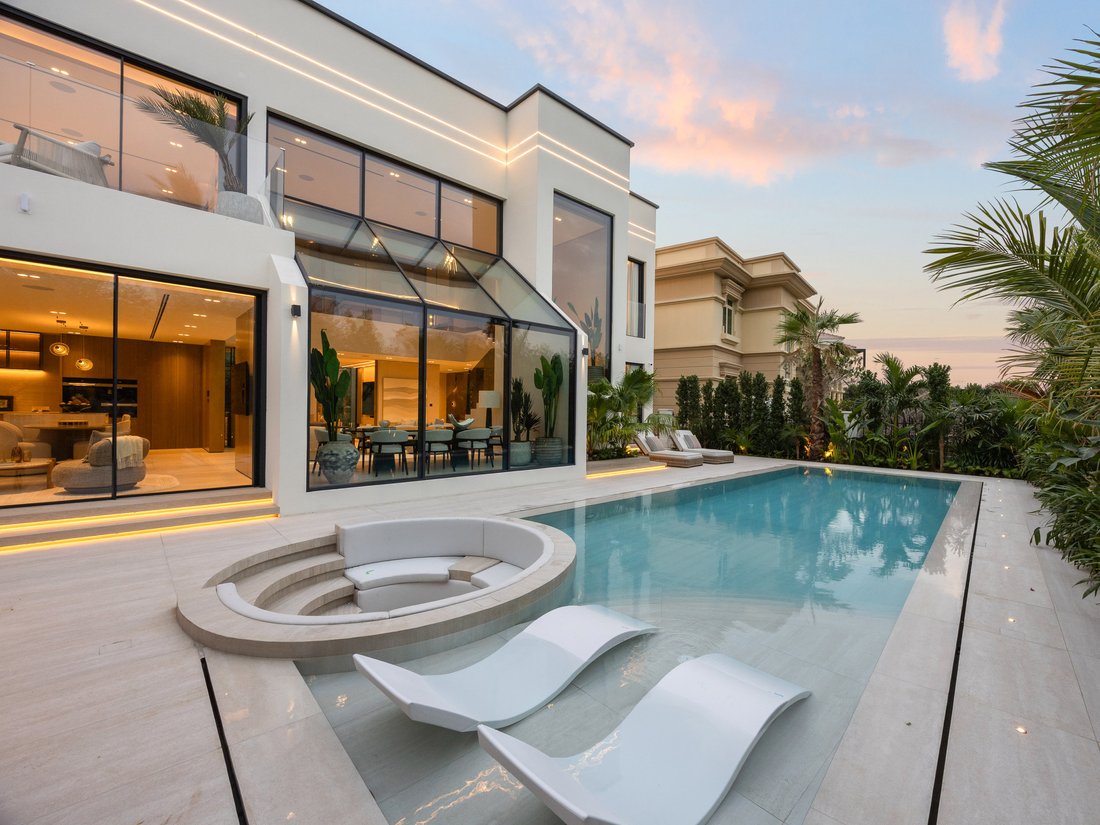 Villa in Dubai, Dubai, United Arab Emirates 3 - 16840781