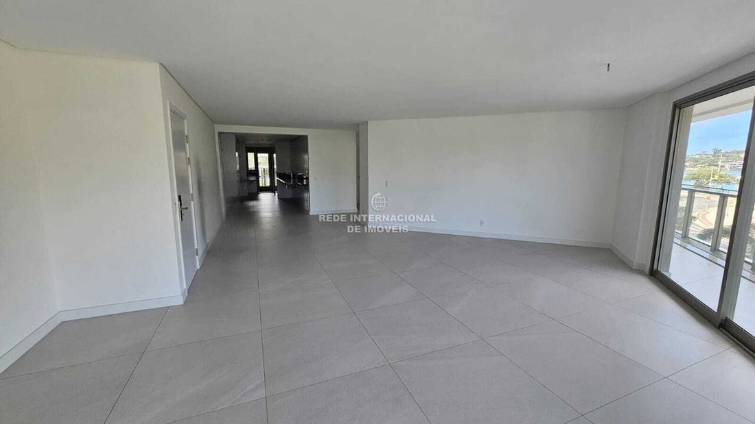 Apartment in Praia do Canto, State of Espírito Santo, Brazil 4 - 16840533