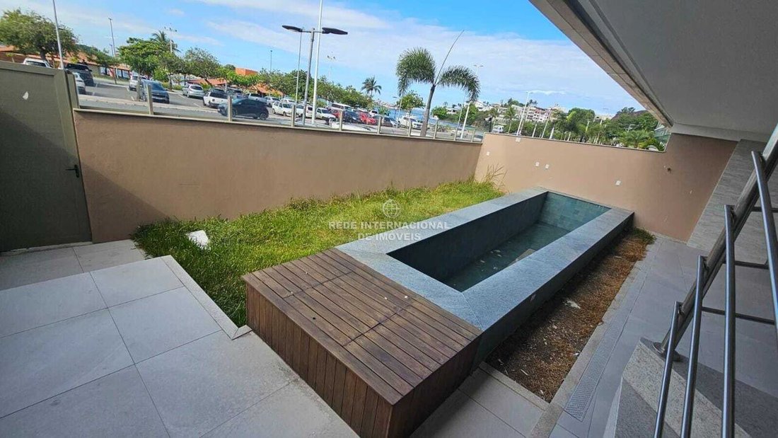 Apartment in Enseada do Suá, State of Espírito Santo, Brazil 2 - 16840527