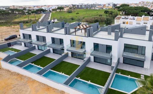 Casa en Montenegro, Algarve, Portugal 1