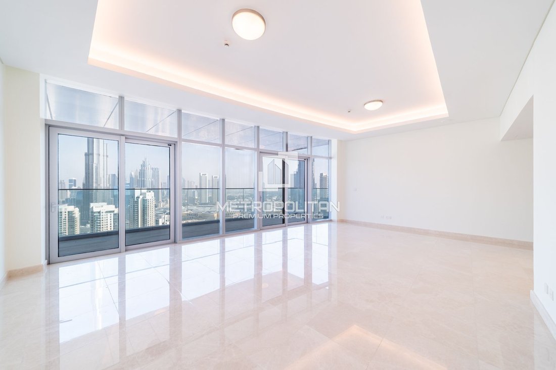 Apartment in Downtown Dubai, Dubai, United Arab Emirates 3 - 16826396