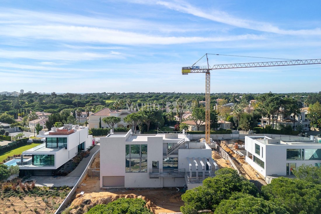 Villa in Vilamoura, Quarteira, Algarve 2 - 16840791