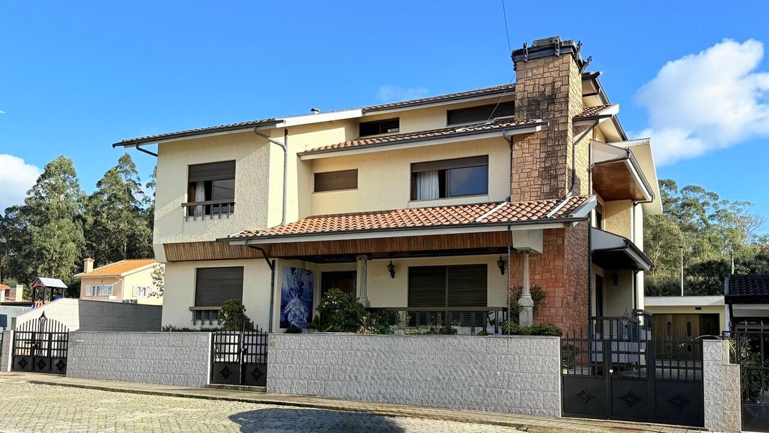 Haus in Vilar do Pinheiro, Distrikt Porto, Portugal 1 - 16840530