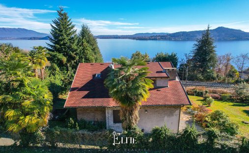 Castle for Sale in Lesa, Piedmont, Italy - 5