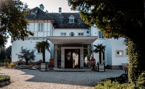 Castle for Sale in Vienna, Wien, Austria