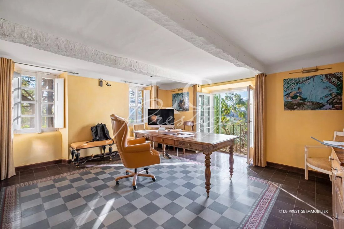 Country House in Grasse, Provence-Alpes-Côte d'Azur, France 4 - 16841054