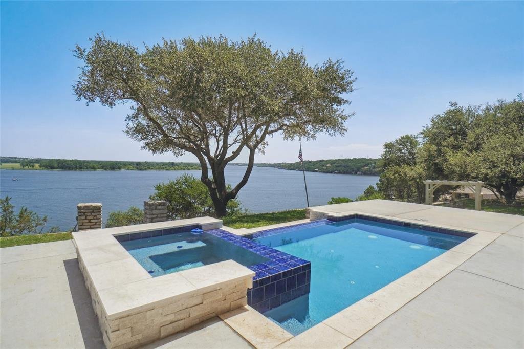 House in Granbury, Texas, United States 2 - 16843012